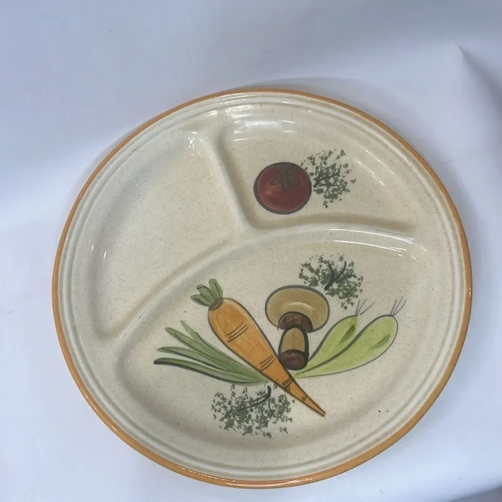 Los Angeles Potteries USA 3 Section Divided Plate Heavy Ceramic Orange Green Red
